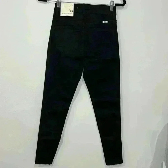 Black jean with cheetah detail - Picture 6 of 6